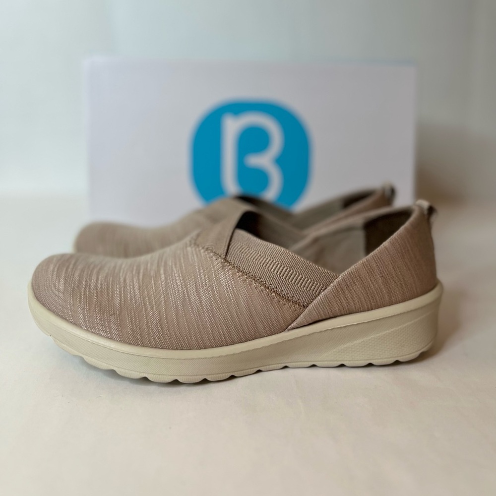 Bzees Game Plan Slip-on Women’s sneaker New in box Latte Size-8